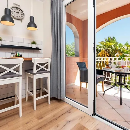 Apartments Villa Istria Rovinj Exterior photo
